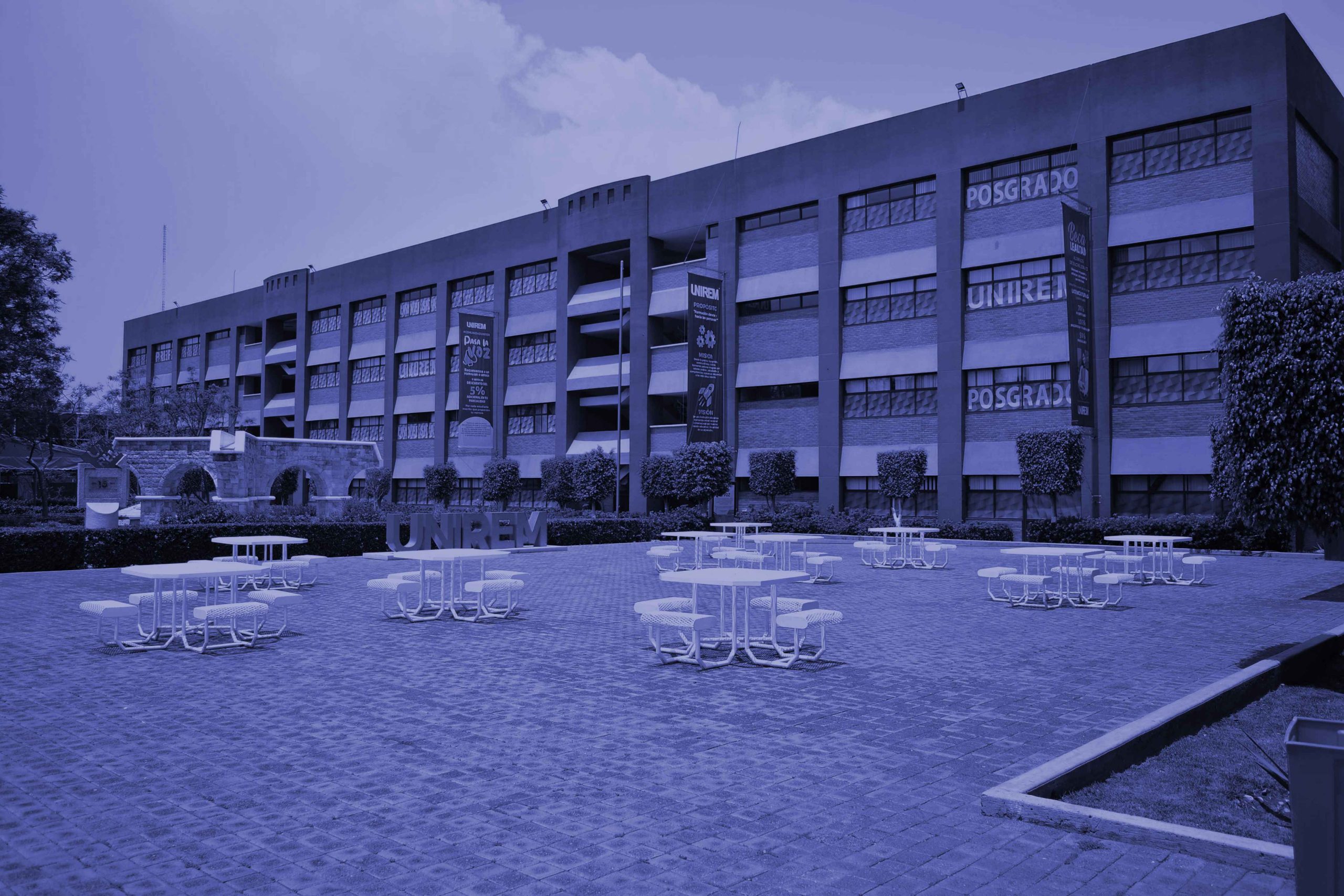 Realiza tu  <span>Test<br> Vocacional</span> UNIREM